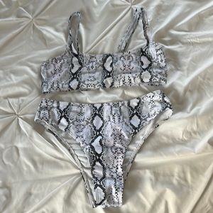 Shien swimsuit size small